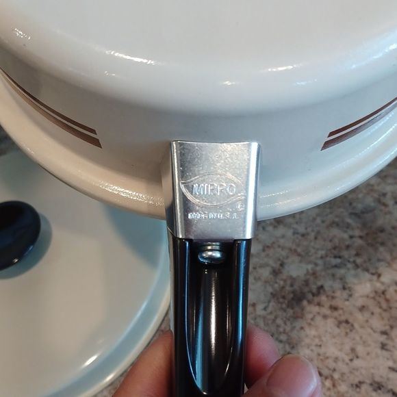 Masterbilt By MIRRO ~ 2 Quart Cover Saucepan. NEW - Picture 8 of 15